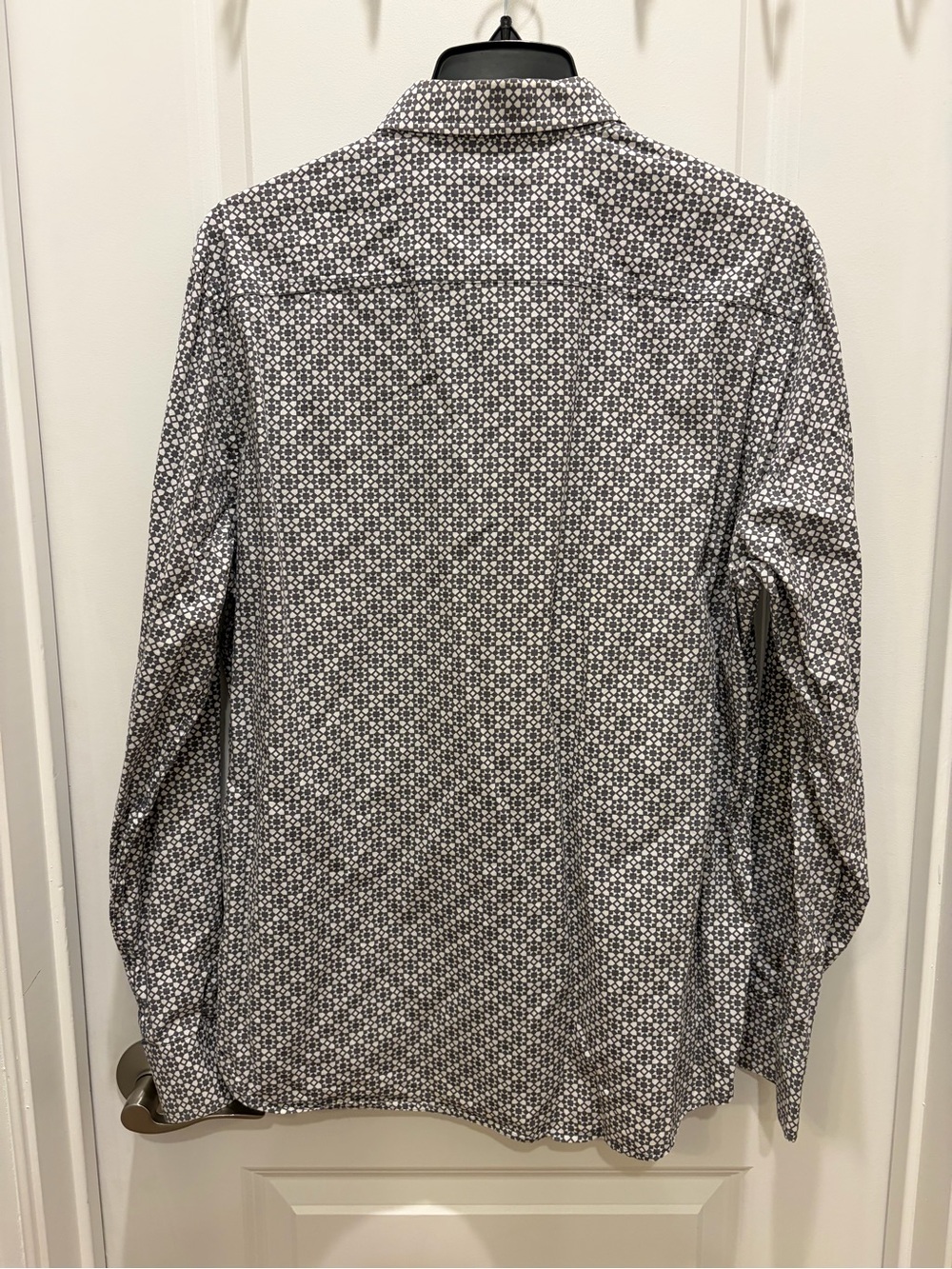 American Rag White and Black Micro-Pattern Button-Up Shirt - Picture 4 of 4